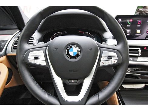 Used 2025 BMW X4 xDrive30i image 11