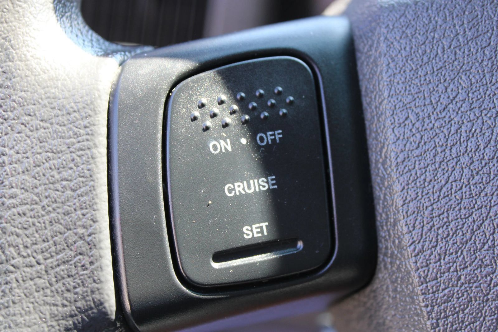 Used 2004 Dodge Ram 1500 Truck ST RWD image 15
