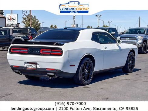 Used 2022 Dodge Challenger GT AWD/4WD image 4