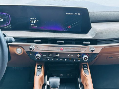 Used 2025 Kia Telluride EX X-Line AWD/4WD image 22