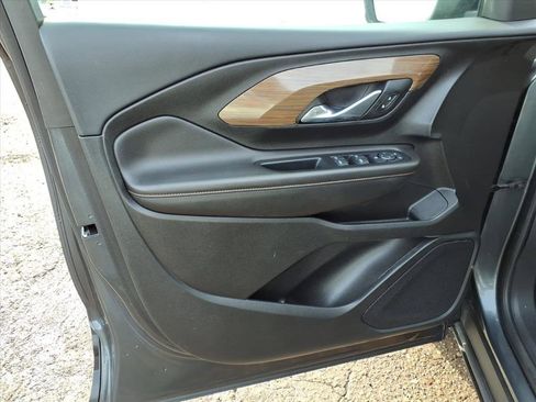 Used 2019 GMC Terrain SLE image 12