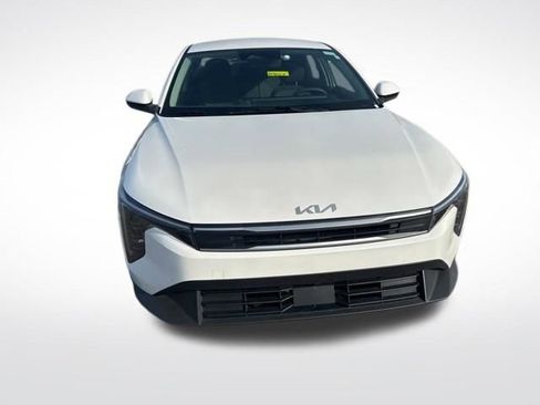 Used 2025 Kia K4 FWD image 8
