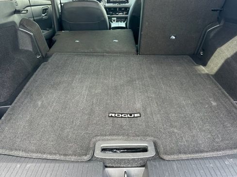 Used 2026 Nissan Rogue SL image 15