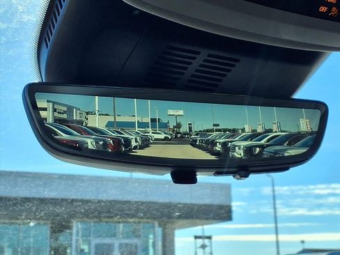 New 2026 Buick Envision Avenir image 5