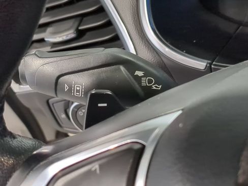Used 2018 Ford Edge Titanium w/ Equipment Group 301A AWD/4WD image 33