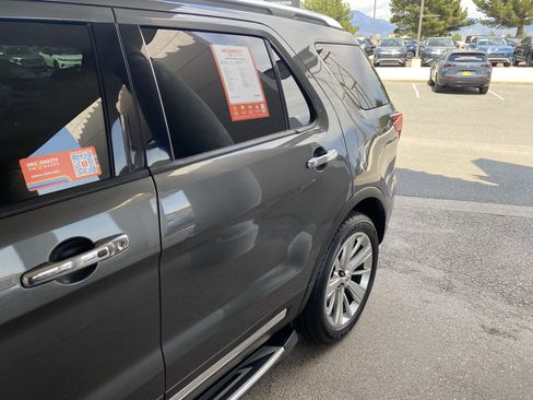 Used 2019 Ford Explorer Limited w/ Ford Safe & Smart Package AWD/4WD image 61