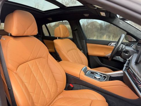 Used 2025 BMW X6 M60i image 28