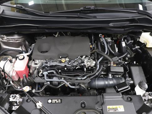 Used 2022 Toyota Sienna XLE FWD image 32