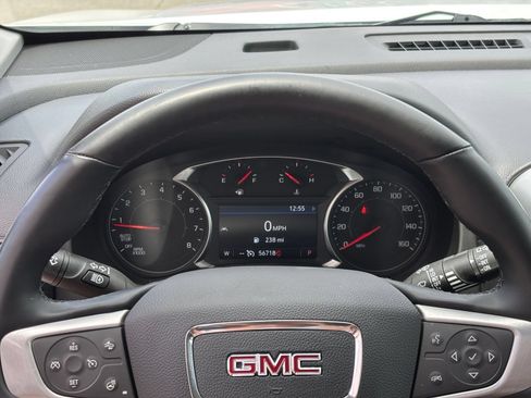 Used 2024 GMC Terrain SLT AWD/4WD image 42