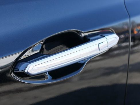 Used 2019 Cadillac XT5 Luxury image 9