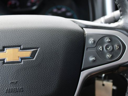 Used 2022 Chevrolet Colorado LT w/ Fleet Safety Package RWD image 19