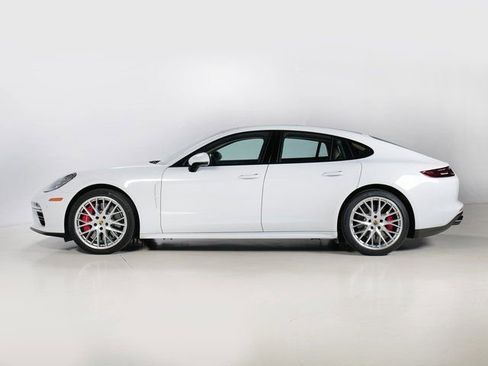 Certified 2019 Porsche Panamera Turbo AWD/4WD image 2