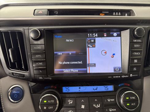 Used 2018 Toyota RAV4 Limited w/ Advanced Technology Package image 15