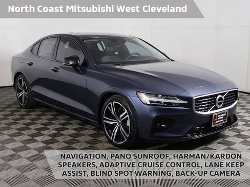 Used 2019 Volvo S60 T5 R-Design image 1