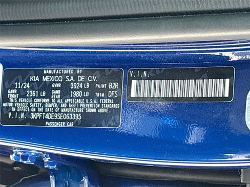 Used 2025 Kia K4 LXS image 31