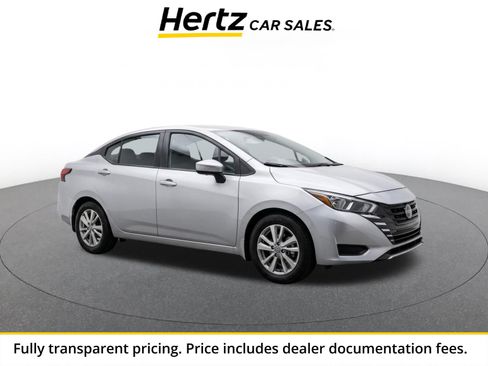 Used 2025 Nissan Versa SV FWD image 1