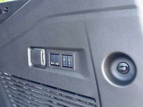 New 2025 Chevrolet Suburban RST w/ Comfort Package image 16