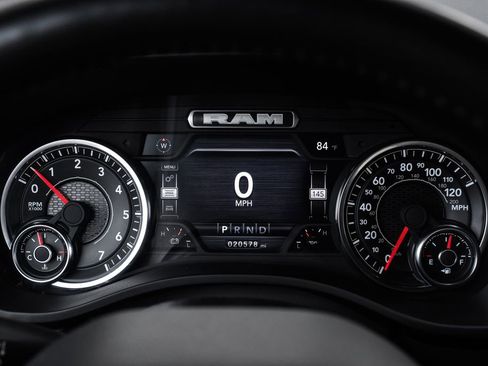 Used 2023 RAM 1500 Laramie AWD/4WD image 28