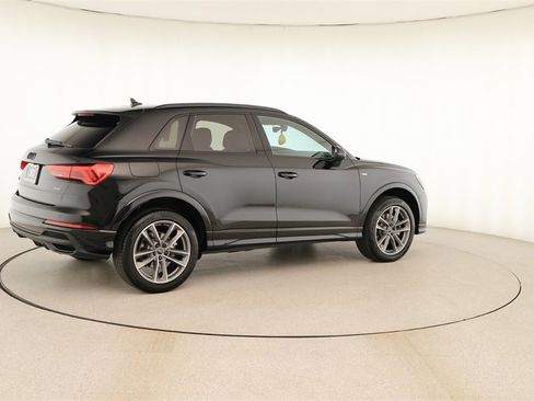 New 2025 Audi Q3 2.0T Premium image 7