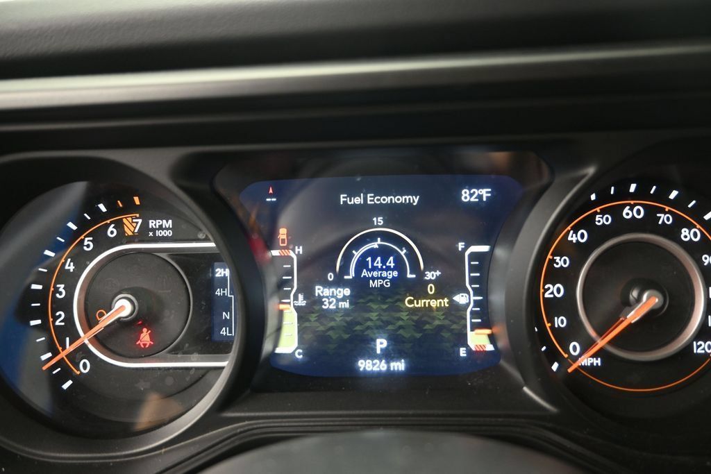 Used 2024 Jeep Gladiator Mojave AWD/4WD image 13