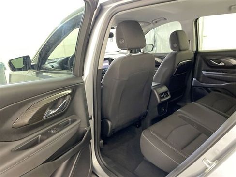 Used 2023 GMC Terrain SLE w/ Driver Convenience Package image 23