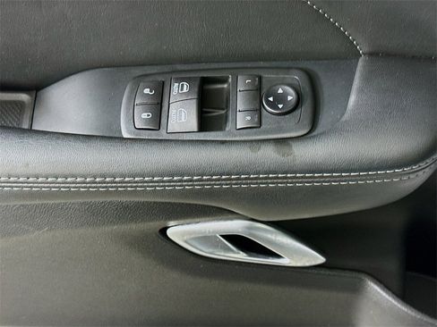 Used 2020 Dodge Challenger R/T w/ T/A Package image 23