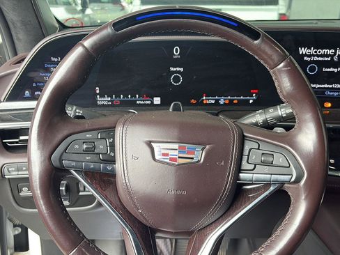Used 2022 Cadillac Escalade ESV Premium Luxury Platinum w/ Heavy-Duty Trailer Package AWD/4WD image 14