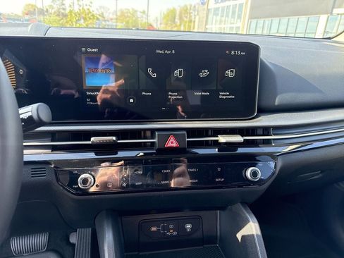 New 2026 Kia Sportage LX FWD image 11