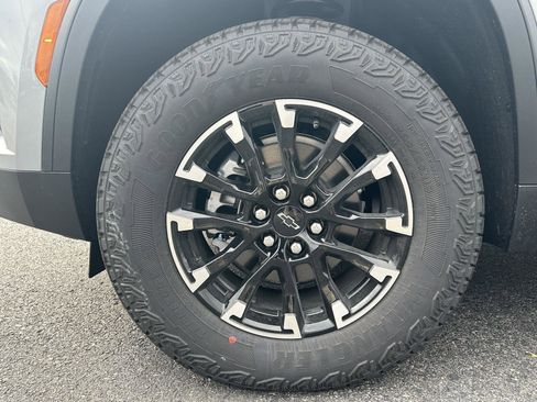 New 2026 Chevrolet Traverse Z71 w/ Driver Confidence Package image 8