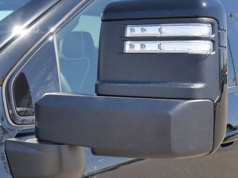 Used 2024 GMC Sierra 2500 AT4X AWD/4WD image 19