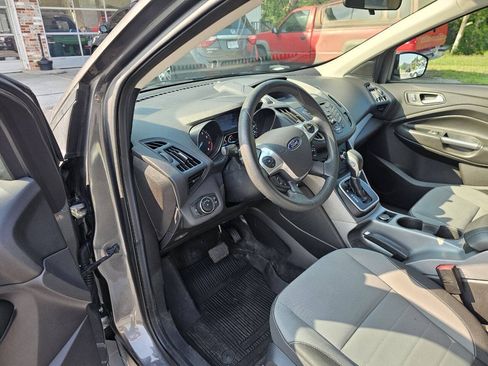 Used 2014 Ford Escape SE AWD/4WD image 9
