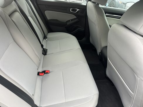 Used 2025 Honda Civic Sport image 14