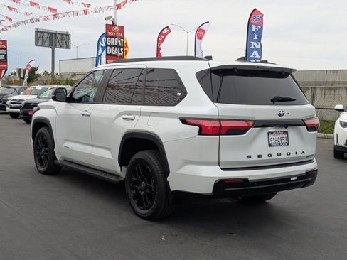 Used 2025 Toyota Sequoia Limited image 12