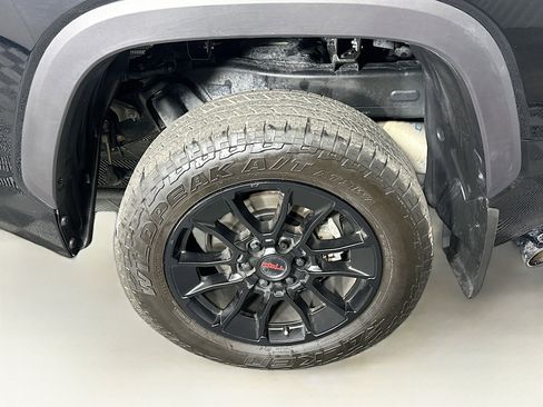 Used 2025 Toyota Tundra SR5 AWD/4WD image 11