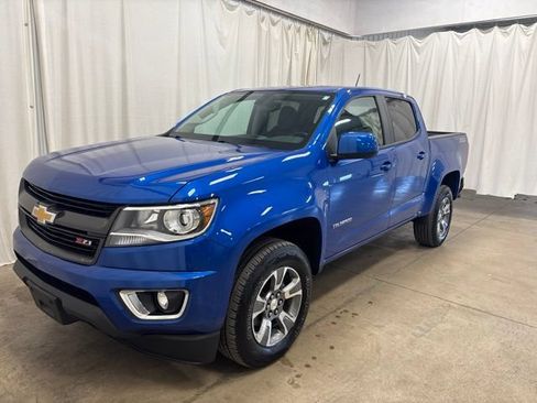 Used 2019 Chevrolet Colorado Z71 AWD/4WD image 7