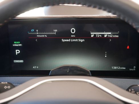 Certified 2023 Nissan Ariya PLATINUM+ image 21