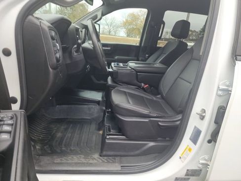 Used 2024 Chevrolet Silverado 3500 W/T image 19