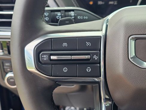 Used 2025 GMC Yukon Elevation AWD/4WD image 29