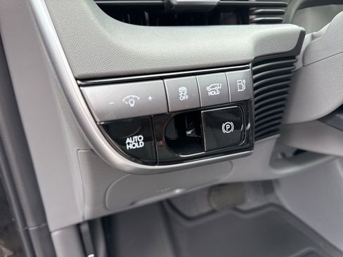 Used 2026 Hyundai Ioniq 5 SEL RWD image 19