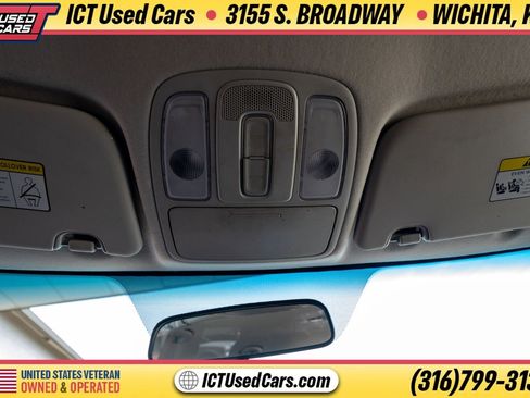 Used 2018 Kia Soul + FWD image 16