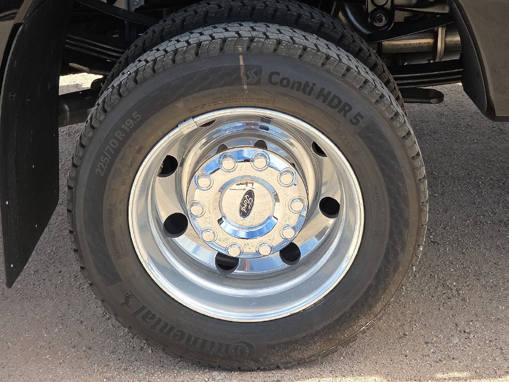New 2027 Ford F450 Platinum w/ FX4 Off-Road Package AWD/4WD image 19