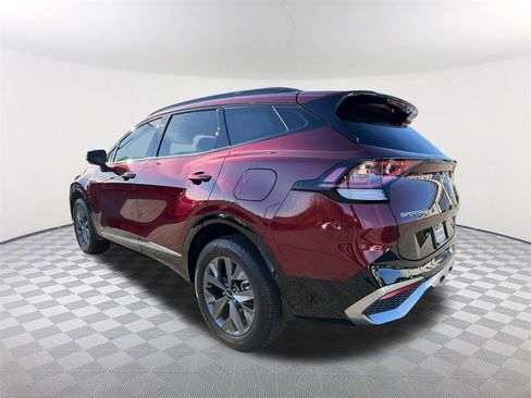 Used 2025 Kia Sportage SX Prestige image 7