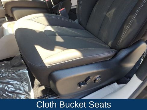 Used 2023 Chrysler Voyager LX FWD image 19