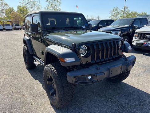 Used 2021 Jeep Wrangler Sport image 3