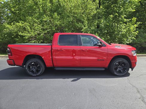 Used 2021 RAM 1500 Big Horn AWD/4WD image 2