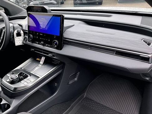 New 2026 Toyota C-HR AWD/4WD image 9