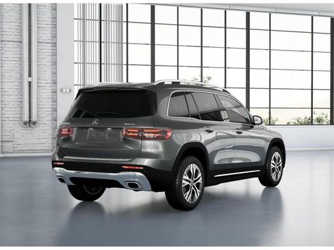 New 2026 Mercedes-Benz GLB 250 4MATIC image 22