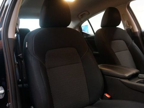 Certified 2023 Nissan Sentra S FWD image 30