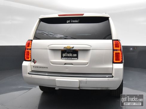 Used 2015 Chevrolet Suburban LTZ AWD/4WD image 6