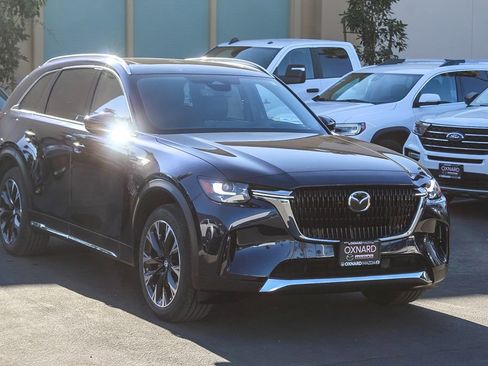New 2026 MAZDA CX-90 Plug-In Hybrid w/ Premium Plus AWD/4WD image 3